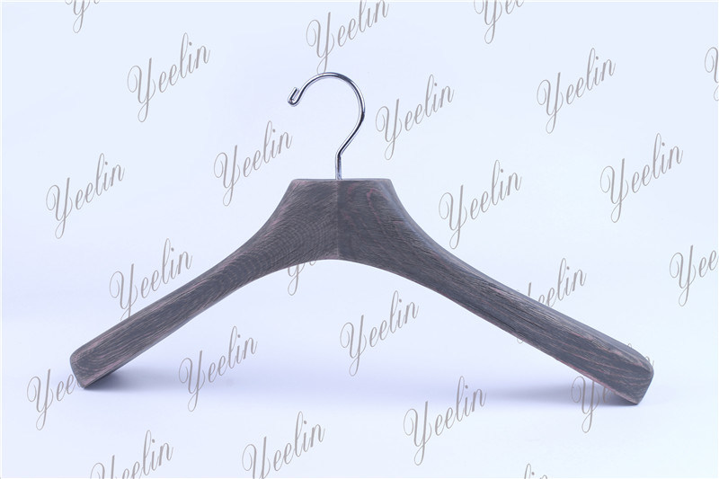 High Quality Wooden Hangers Manufacturer Hangers