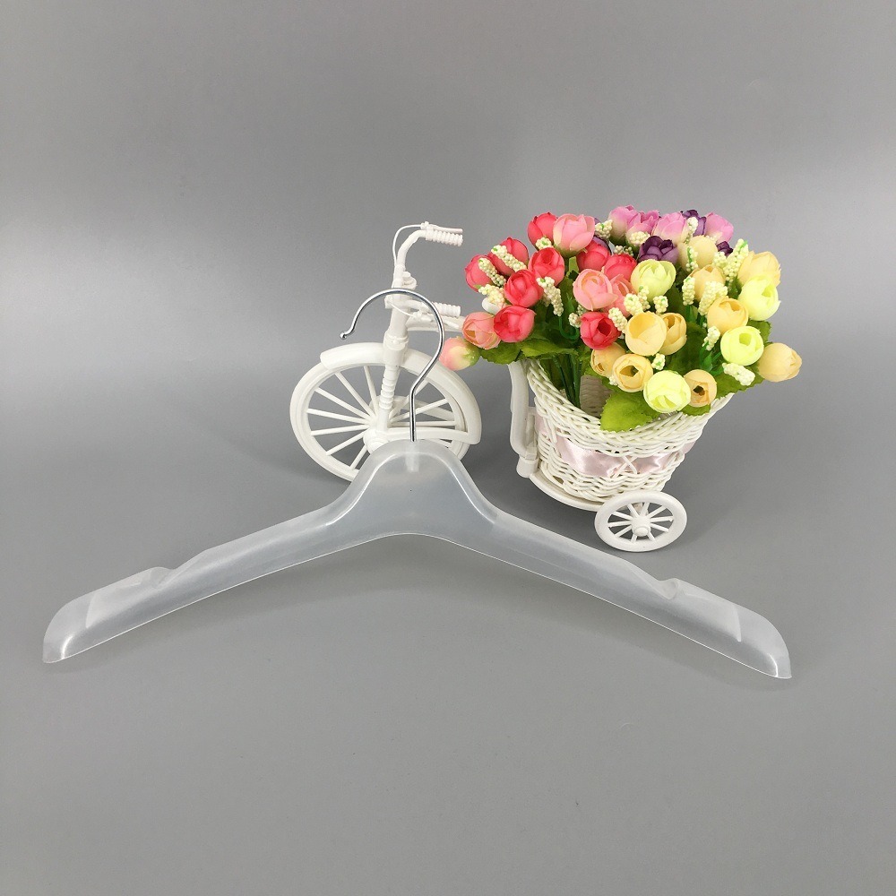 Hot Sale Thin Cheap Plastic Garment Hanger