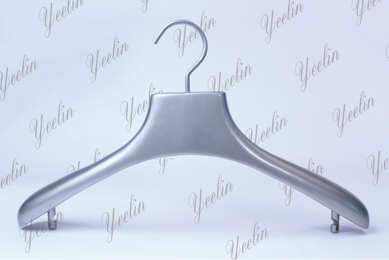 Wooden High End Hanger for Branded Store, Fashion Model, Show Room