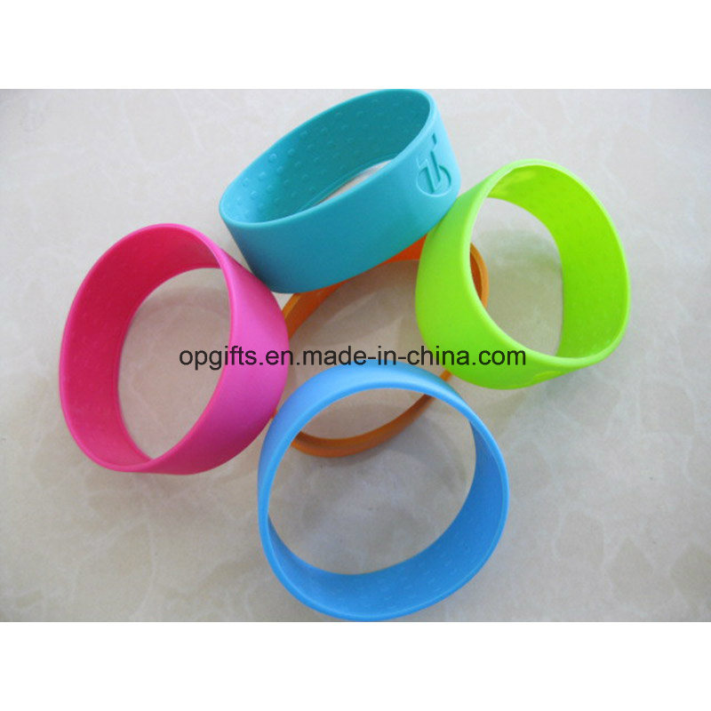 2018 Fashionable Coffee Cup with Silicone Rubber Holder