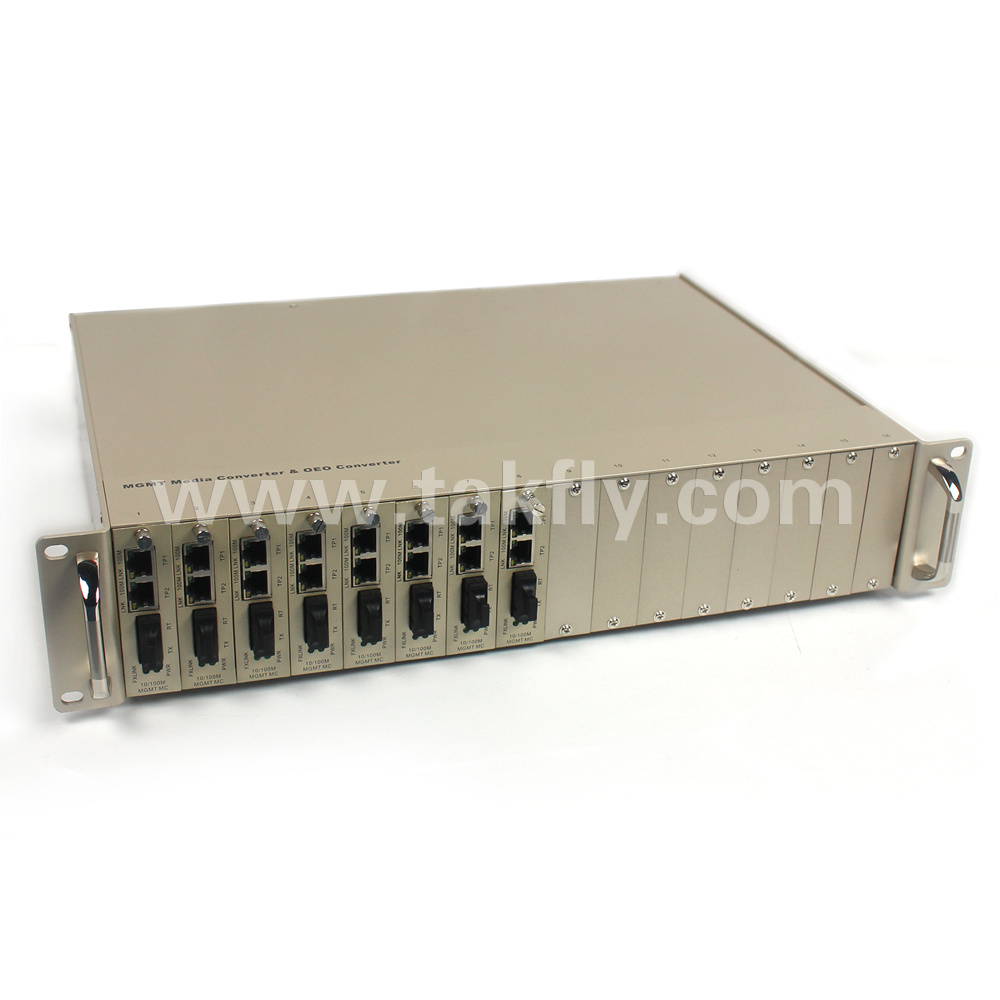 16 17 Slots Centerlized Managed Type Media Converter Chassis Rack