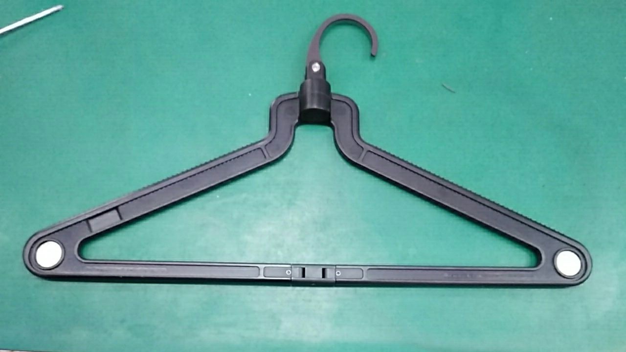 Folding Travel Hanger / OEM Plastic Hanger