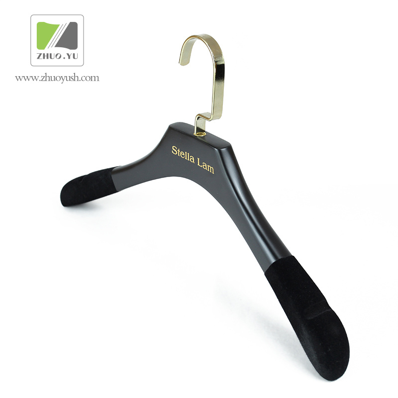 High Quality Black Wooden Clothing Hanger for Formal Dress