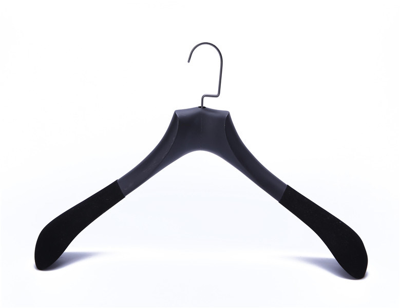 Black Velvet Folcked Anti-Slip Wide Shoulder Wooden Hanger