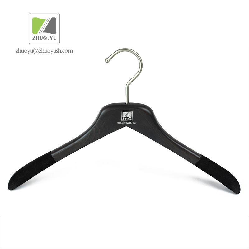 Velvet Wooden Coat Hanger at Factory Price