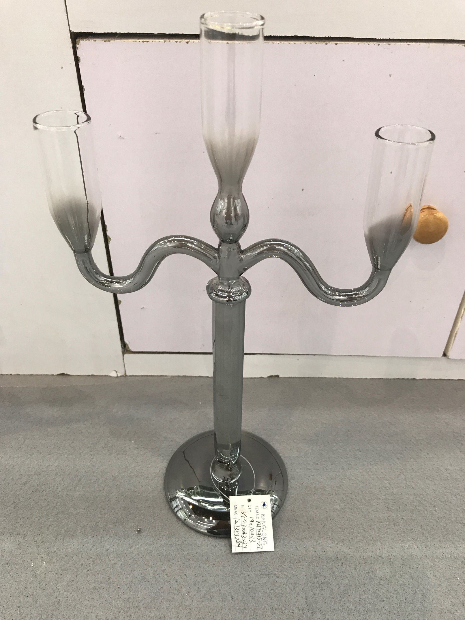 Metallic Siliver Color Glass Candle Holder with Three Poster