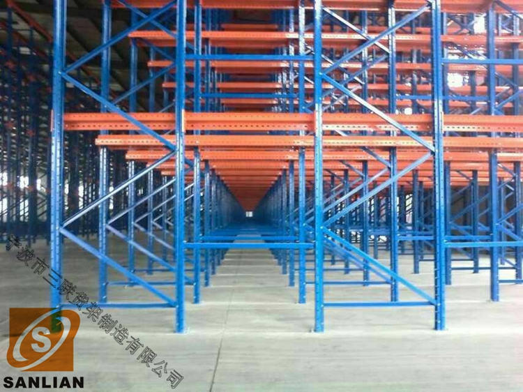 High Density Drive in Warehouse Storage Steel Pallet Rack