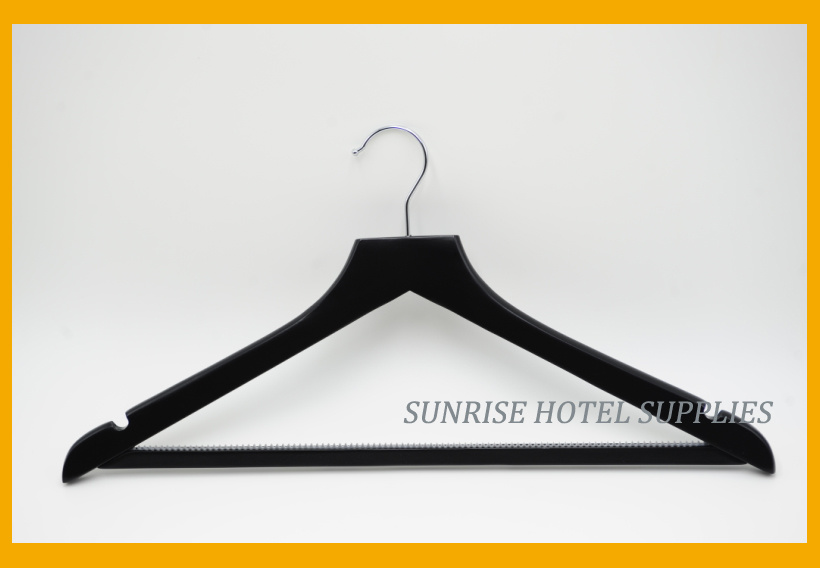 Customized Clothes Wooden Hanger with Rubber Teeth Bar