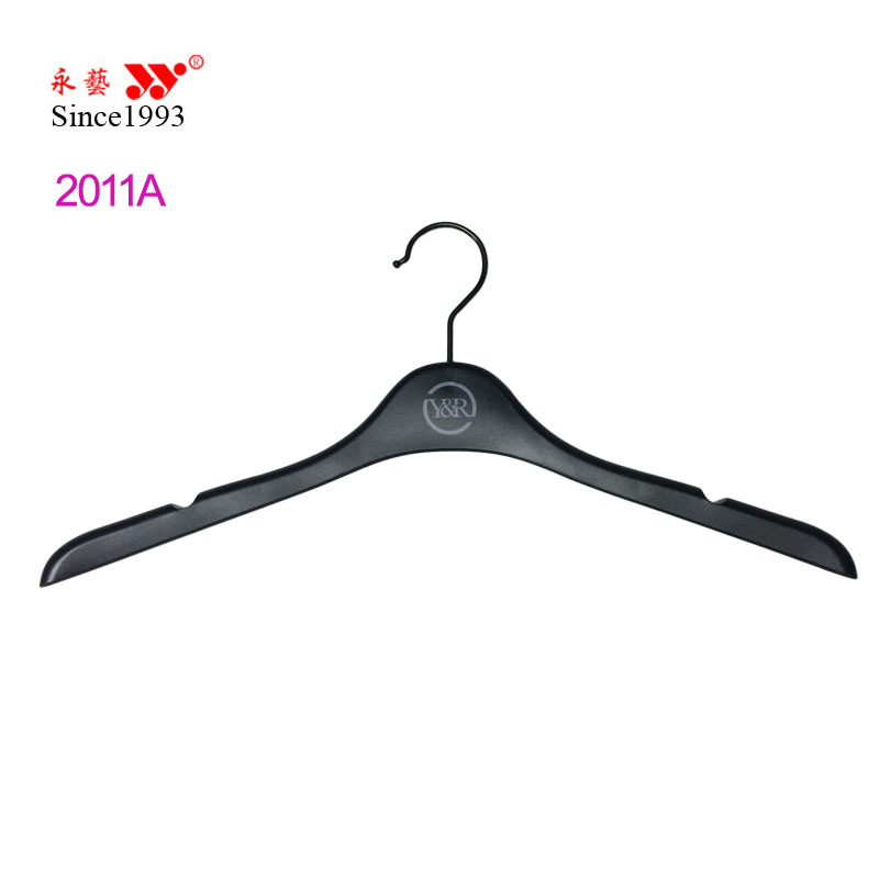 Fashion Shop Display Brand Logo Plastic Clothes Hanger for Coat