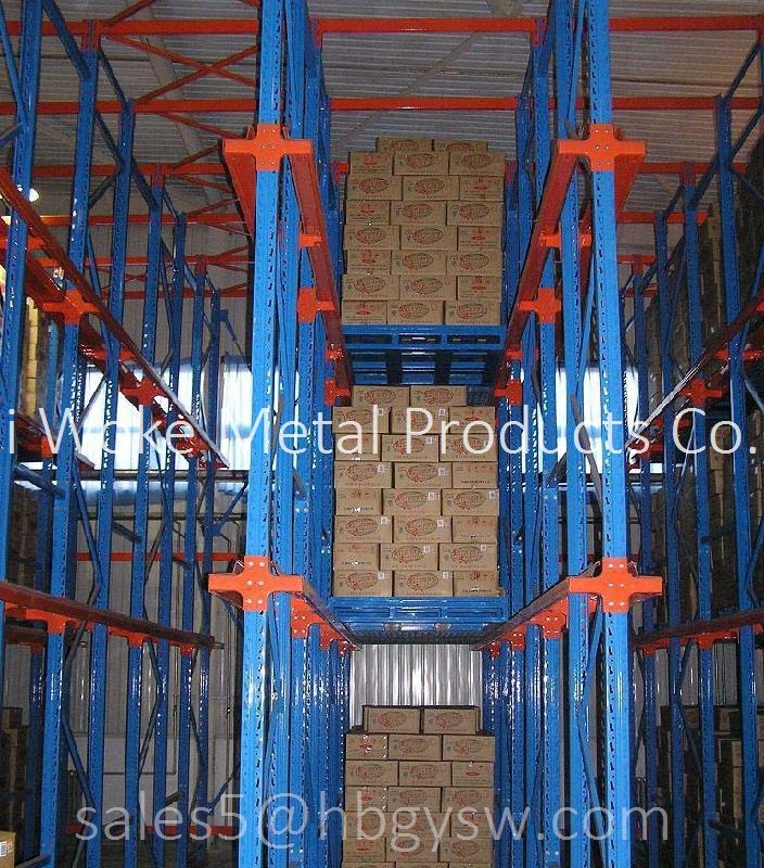 High Density Warehouse Drive in Pallet Rack