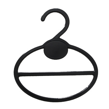 Special Round Plastic Clothes Hanger