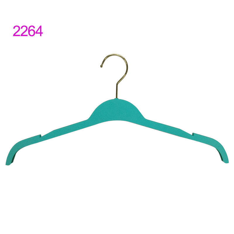 2017 New Arrival Plastic Green Wholesale Customised Hangers for Shirt