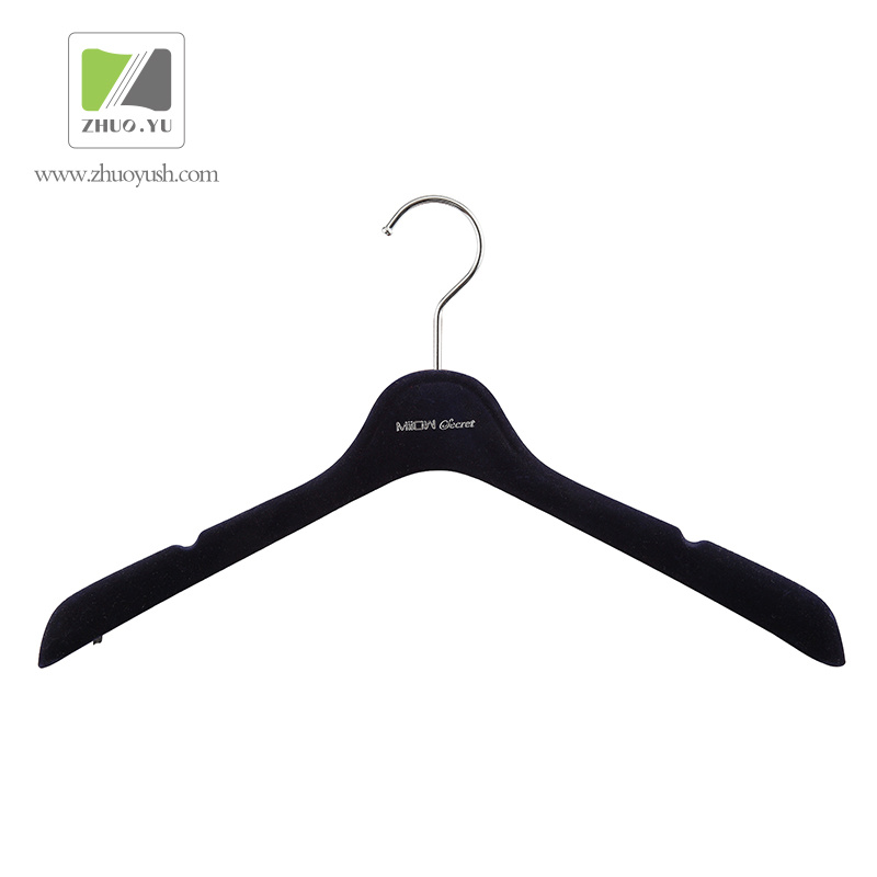 Balck Velvet Flocked Plastic Clothes Hanger with Anti-Slip Groove