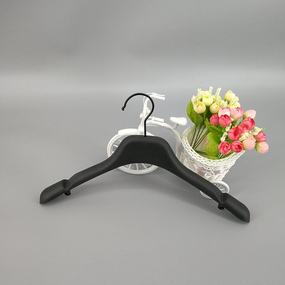 Hot Sale Wide Shoulder Coat Plastic Hanger