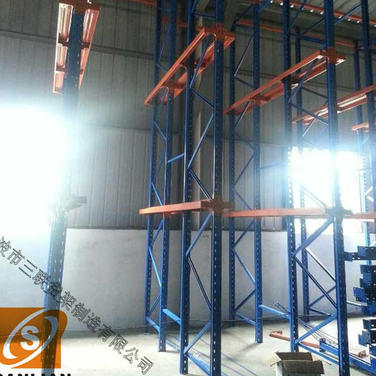 Heavy Duty Warehouse Steel Drive in Rack with Pallet