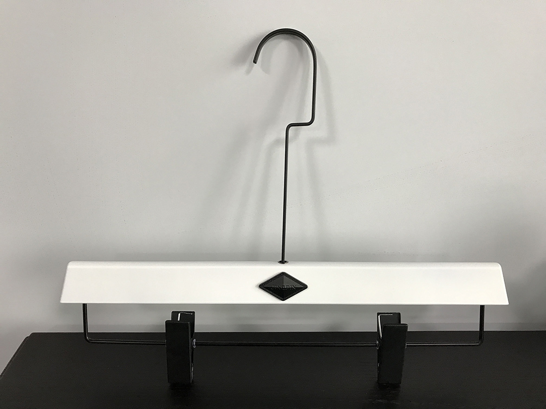 Custom Plastic Skirt Hanger with Long Hook