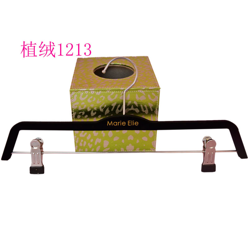 No Slip Black Wholesale Custom Velvet Hangers with Clips