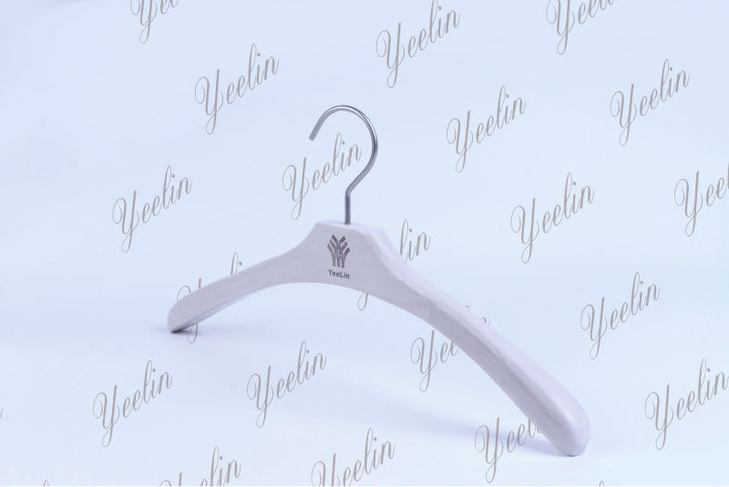 Hot Sell Wood Clothes Hangers (YLWD84025W-NTL4)