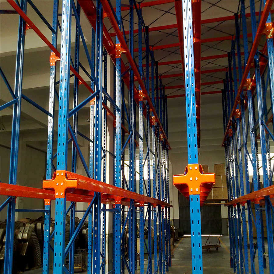 China High Quality Drive in Pallet Racking