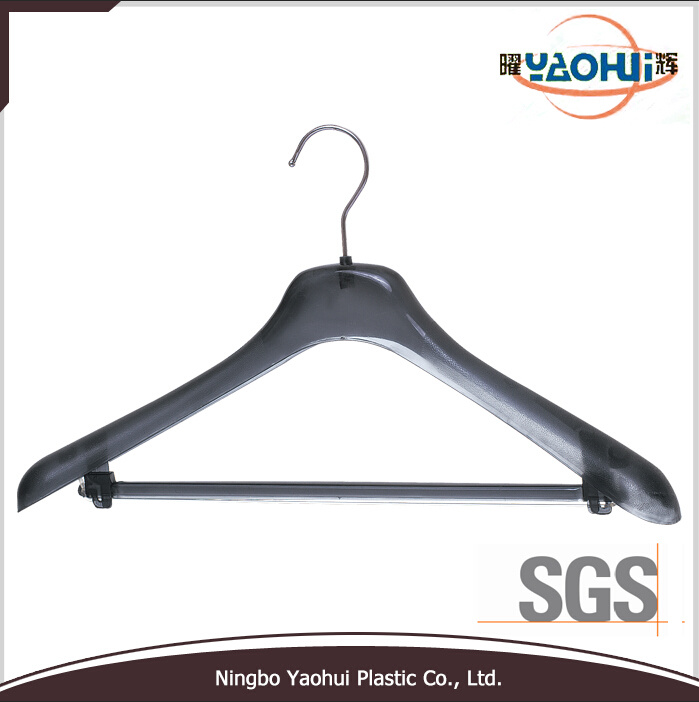 New Style Suit Hanger with Metal Hook for Suit