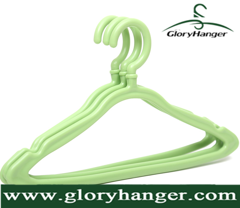 Wholesale Color Plastic Clothes Hanger for Home Use