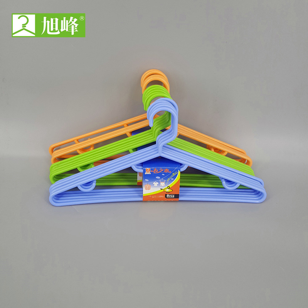 Nonslip Plastic Colorful Beautiful Wholesale Clothes Skirt Hanger Clothes