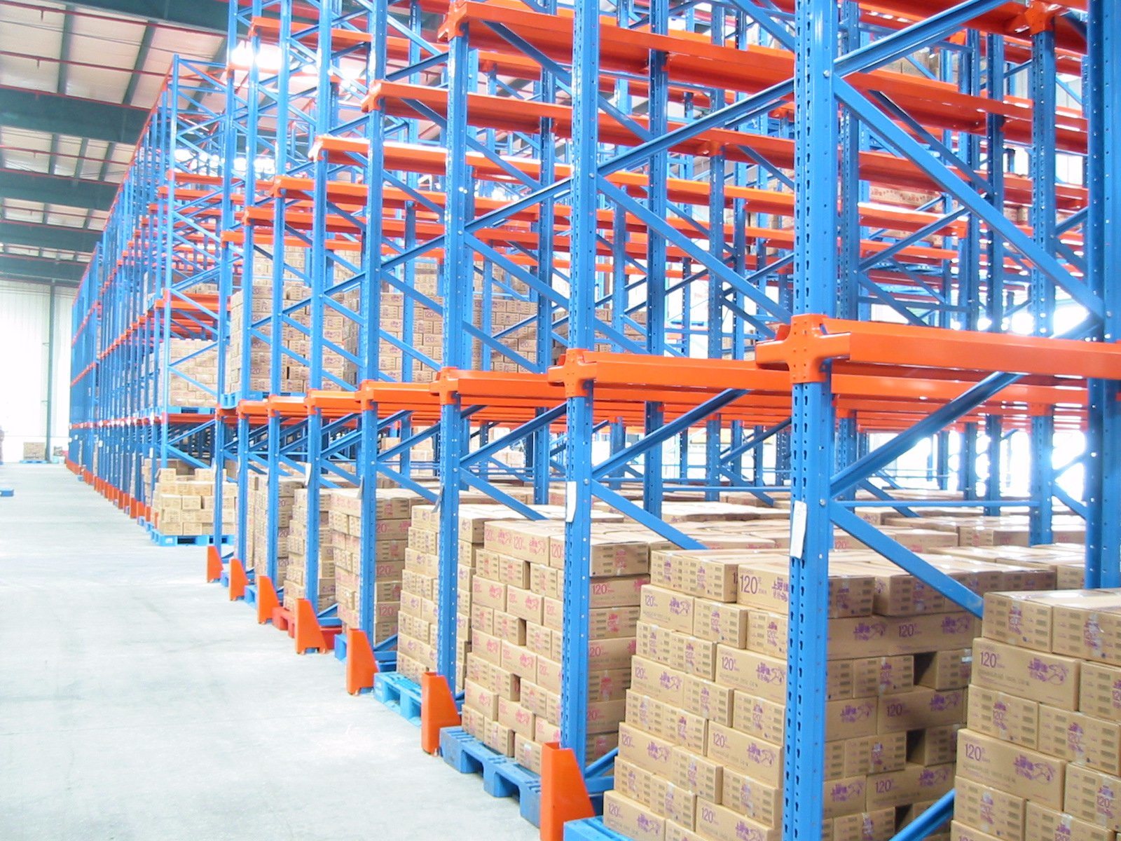 Heavy Duty Drive in Pallet Racking