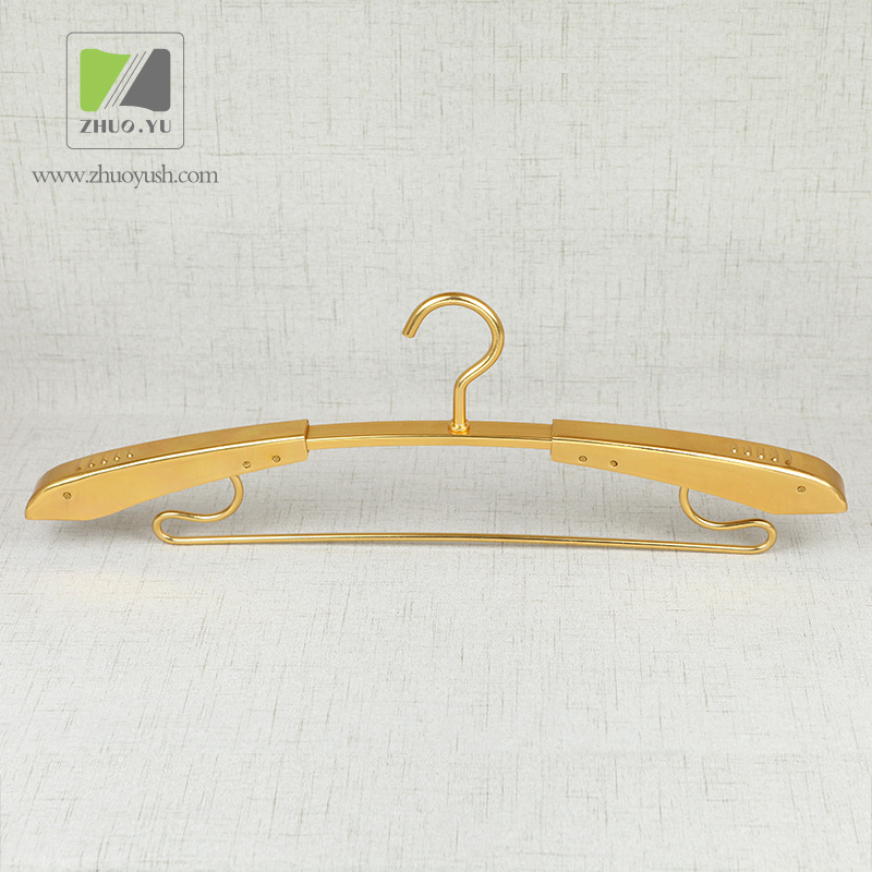 High-End Telescoping Aluminum Alloy Clothes Hanger