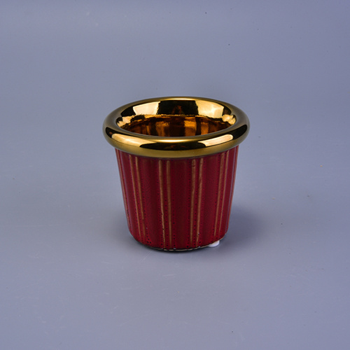 Red Glazing Ceramic Candle Holder with Gold Metallic Top