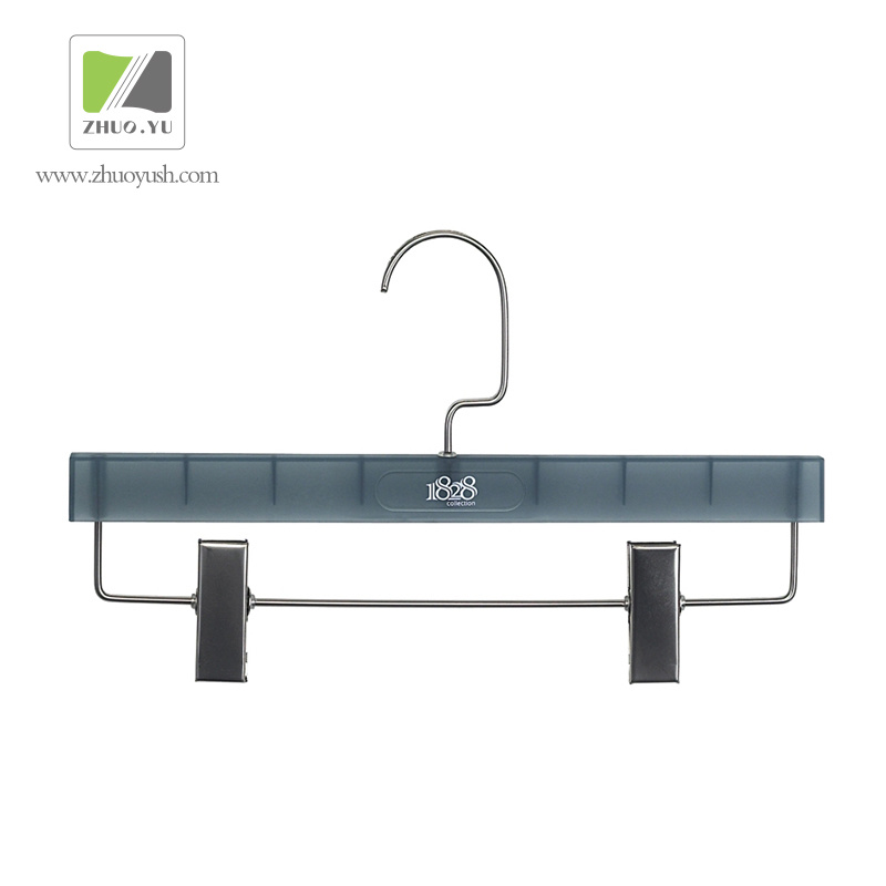 High Quality Plastic Clothing / Pant Hanger for Brand Shop