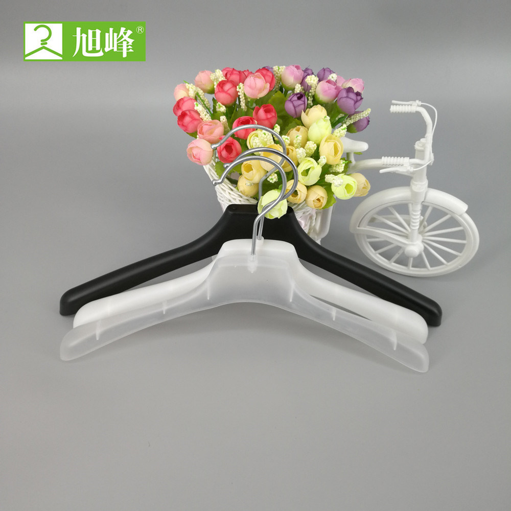 New Fashion Plastic Hanger Female Suit Hanger White Plastic Hanger