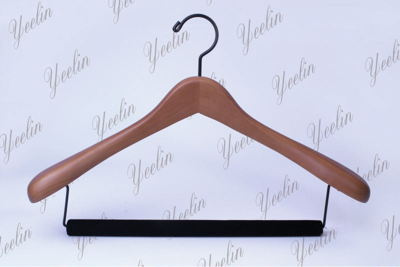 Wooden Hanger with Flocking Cross Bar (YLWD84660H-NTL4)