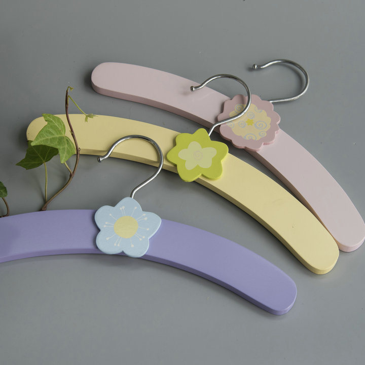 Wooden Flower Clothes Hanger for Kids