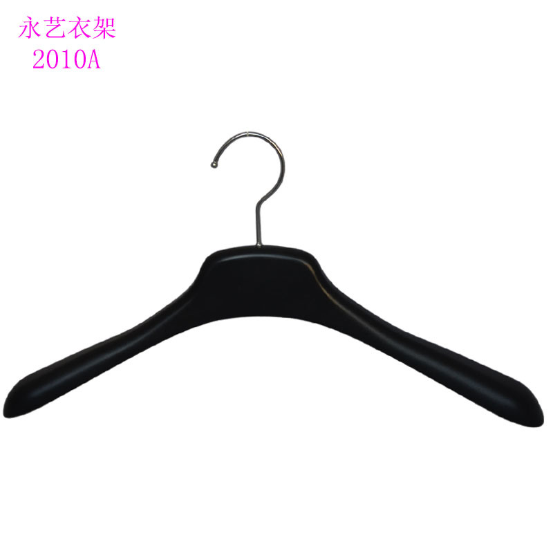 17 Inch Plastic Wide Shoulder Overcoat Hanger with Chrome Hook