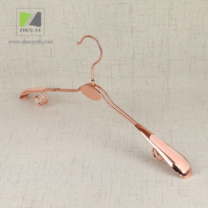 Metal Clothing / Shirt Hanger with Non-Slip Strip