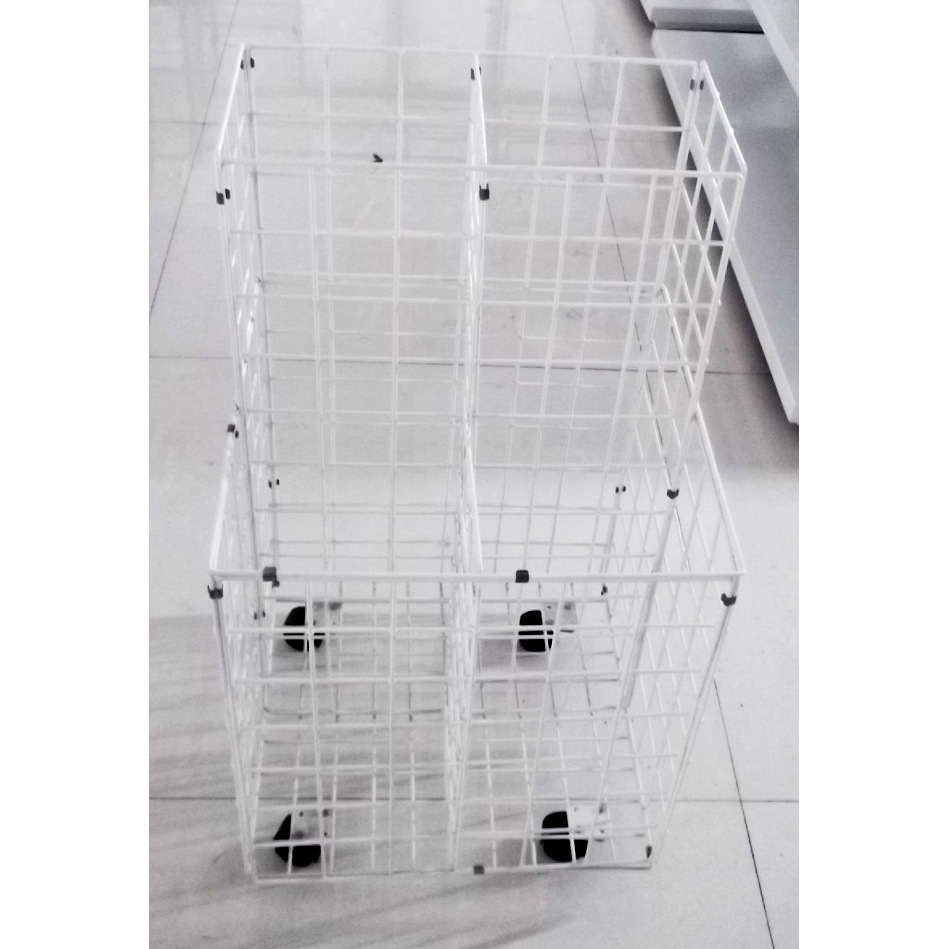 Metal Wire Storage Rack with Castors