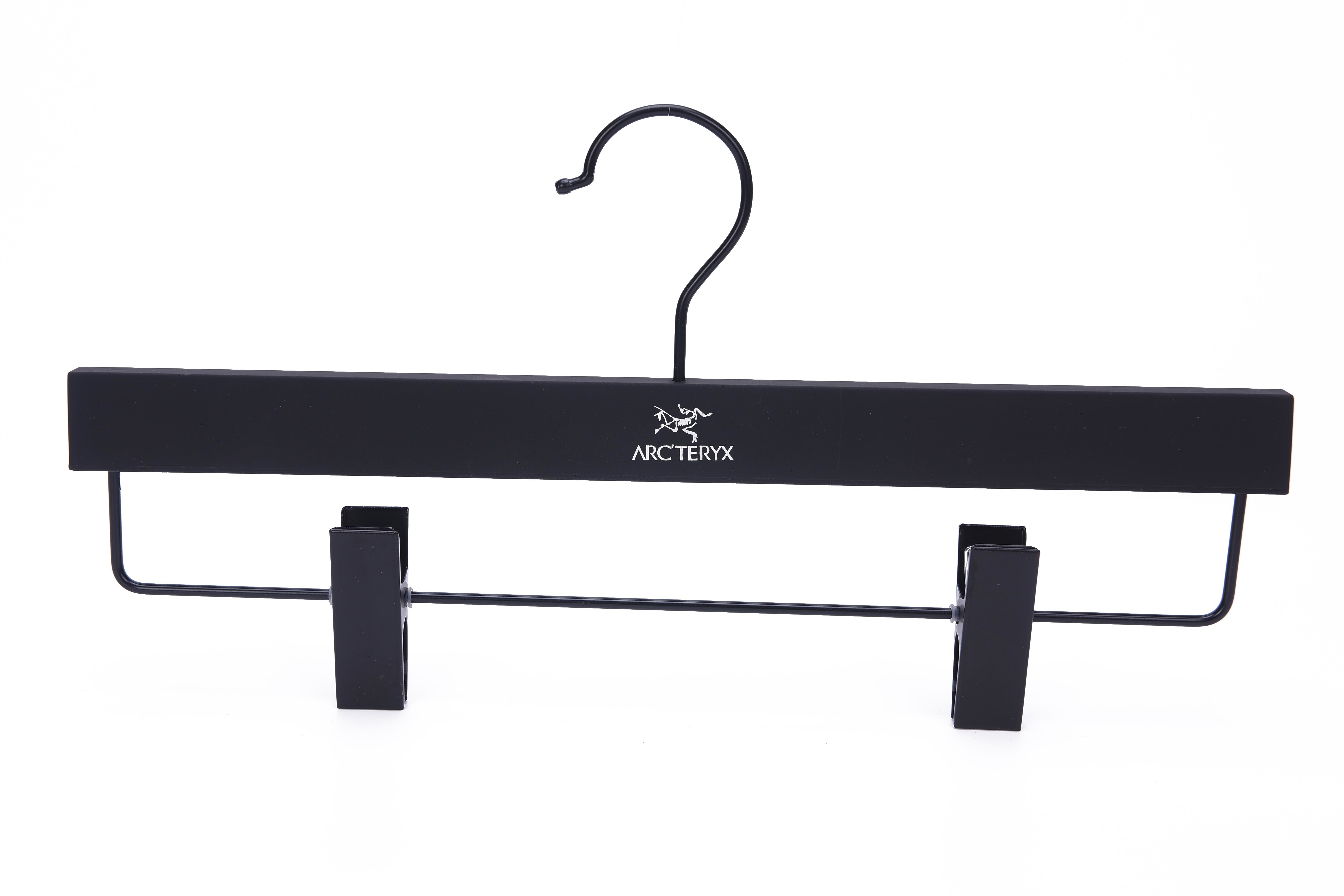 New Promotion Black Plastic Pants Hanger with Plastic Clips Custom