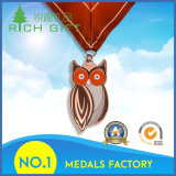Supply Custom Fine Fashion Owl Shape Metal Medal