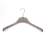 High Quality Wholesale Plastic Clothes Hangers Factory with Golden Hook