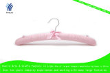 Pink Fabric Clothes Hanger with Buttons on Shoulders, Satin Clothes Hanger (YLFBS006-B1)
