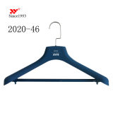 Collapsible Plastic Coat Hanger with Shoulder Pads