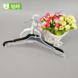 PP Material Thin Plastic Hangers for Wet Clothes