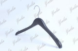 Black Wooden Hanger with Fluted (YLWD84220-BLKNB1)